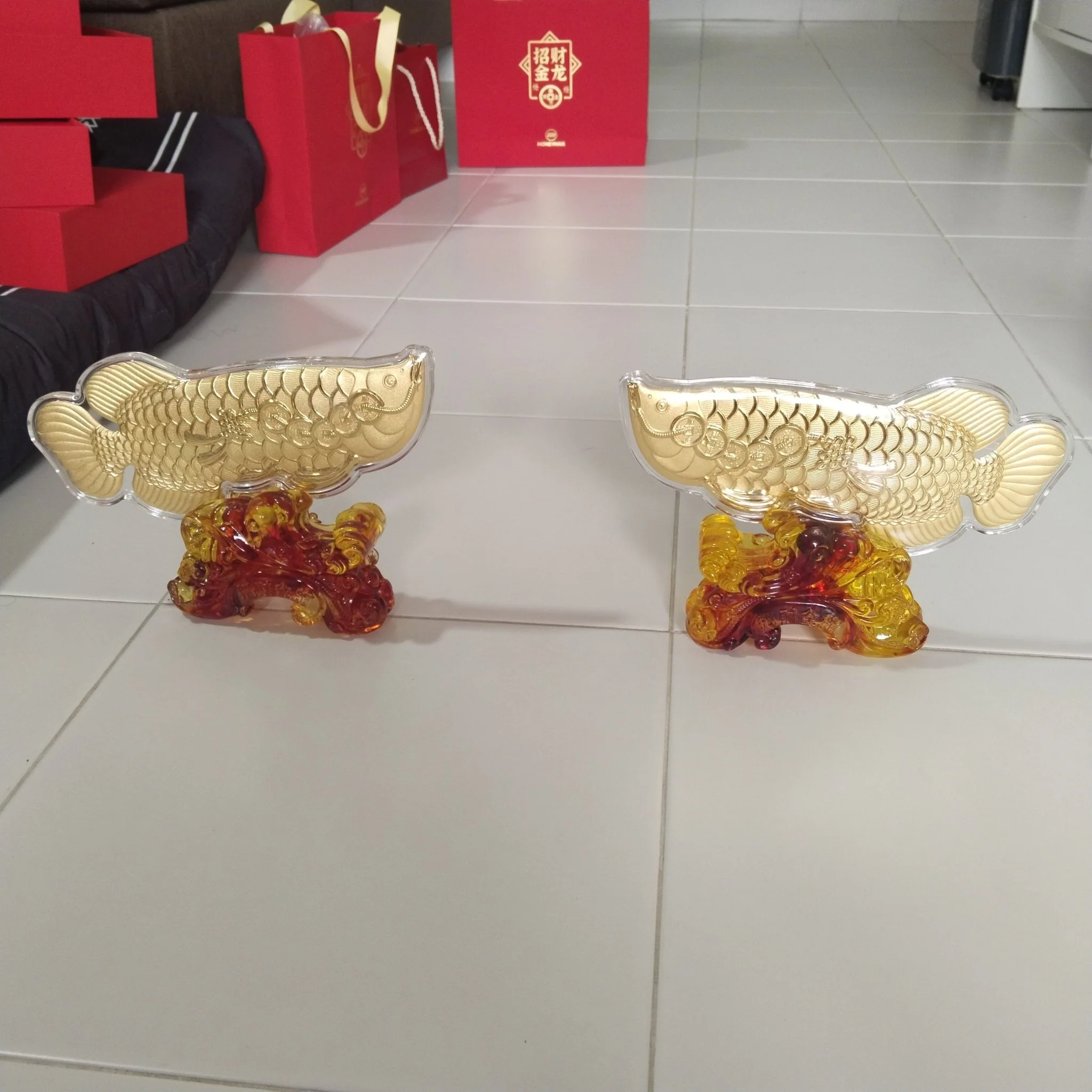 999 Gold Fortune Arowana Figurine 招财金龙 - Image 7